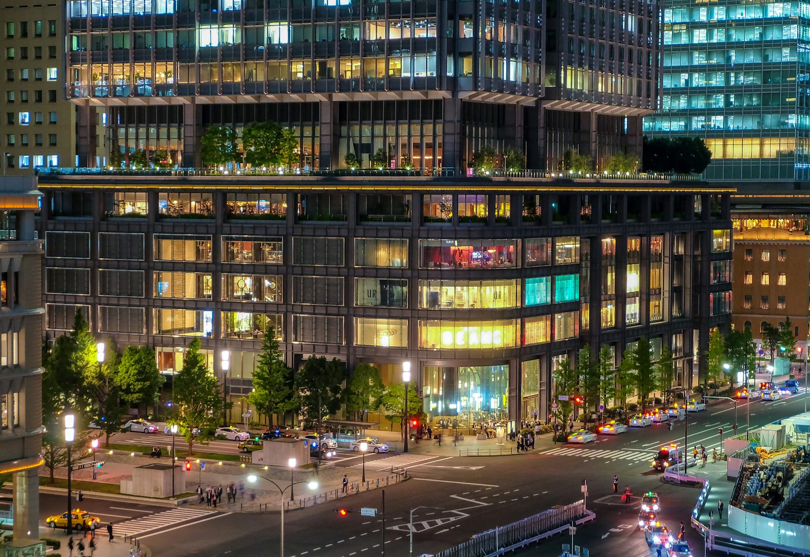 Marunouchi, Tokyo at night